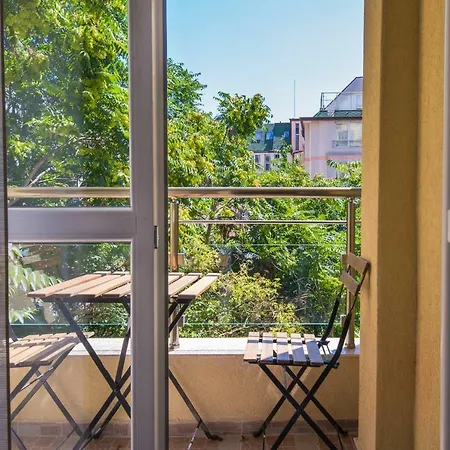 Appartement Cinecitta - One Bedroom Lion's Bridge Sofia